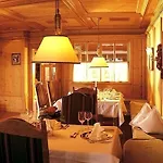 Der Pinzger Hotel