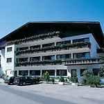 Der Pinzger Hotel 3*