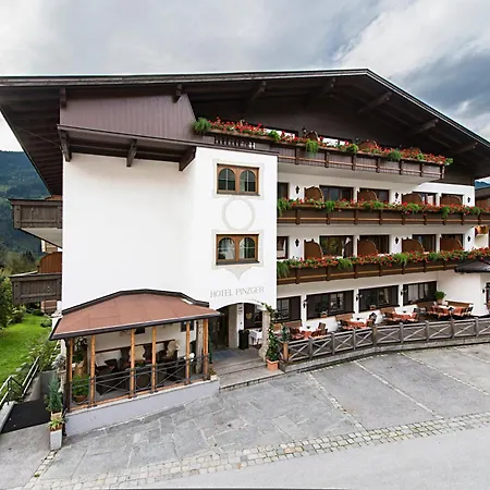Hotel Der Pinzger 3*