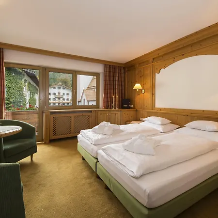 Der Pinzger Hotel 3*