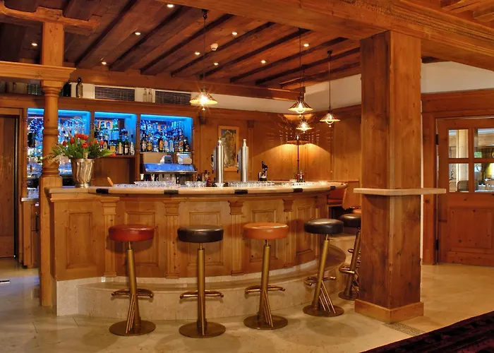 Der Pinzger מלון 3*