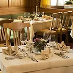 Der Pinzger Hotel 3*
