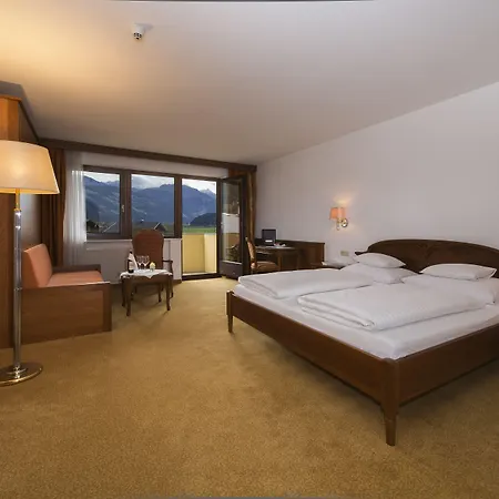 호텔 Der Pinzger 3*