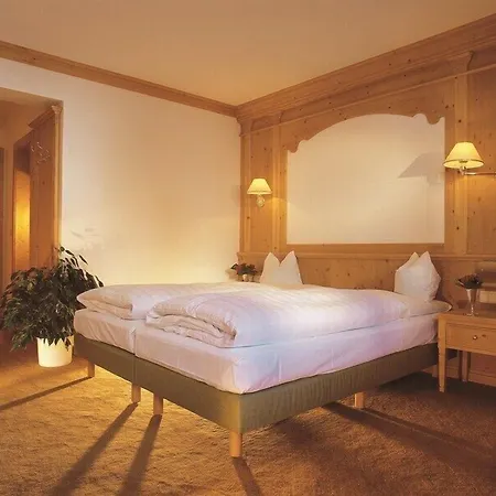 호텔 Der Pinzger 스텀