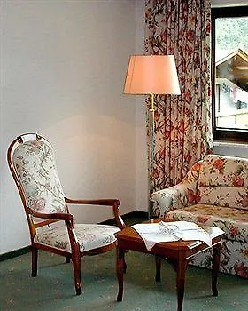 Der Pinzger 3* 스텀